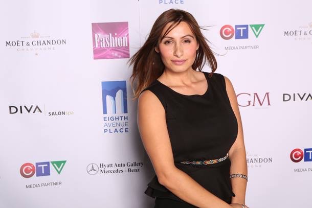 click for next image... slideshow image